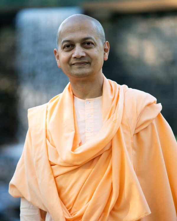 Swami Sarvapariyananda - bron - Vedanta Society of New York